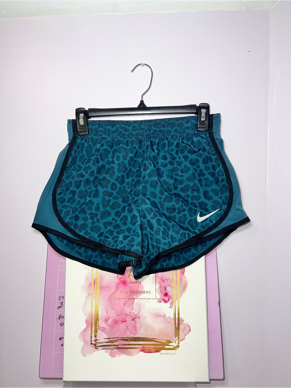 FREE GIFT WITH PURCHASE Nike Women's Teal Leopard-Print Athletic Shorts
